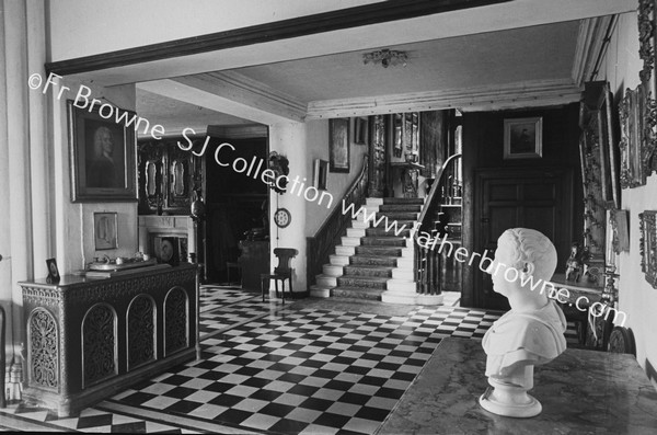 BANTRY HOUSE ENTRANCE HALL